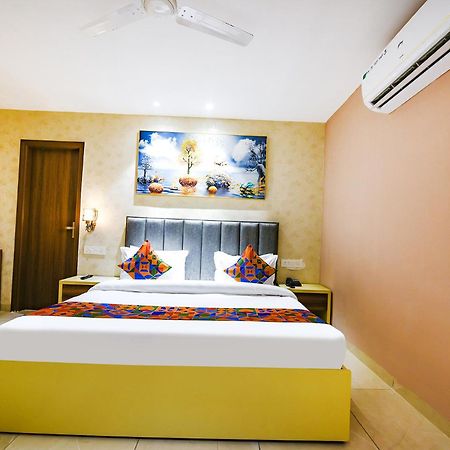 לודהיאנה Fabhotel Supreme Suites מראה חיצוני תמונה