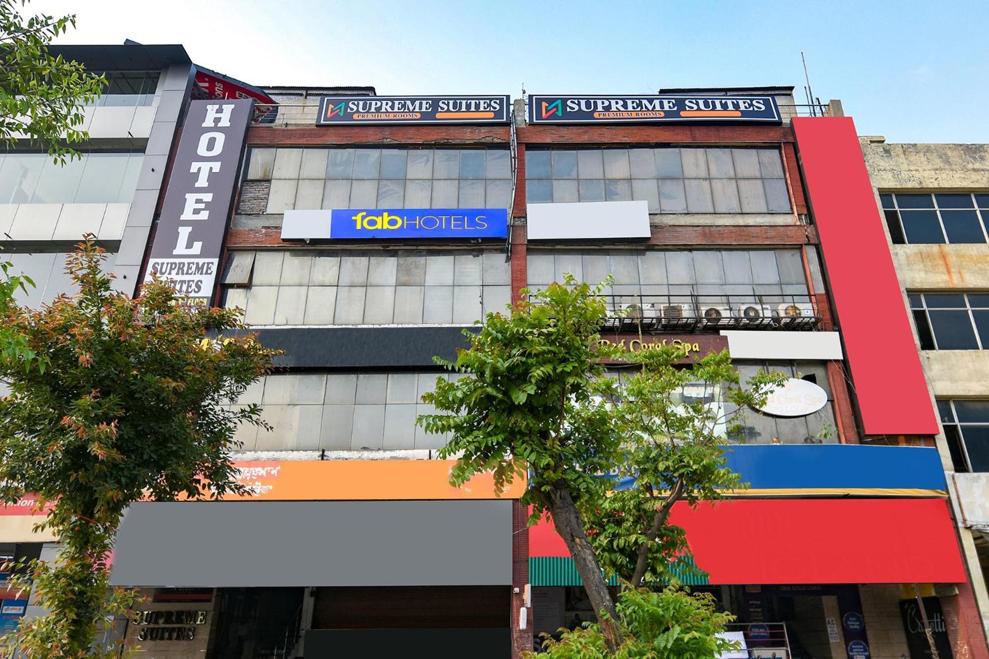 לודהיאנה Fabhotel Supreme Suites מראה חיצוני תמונה