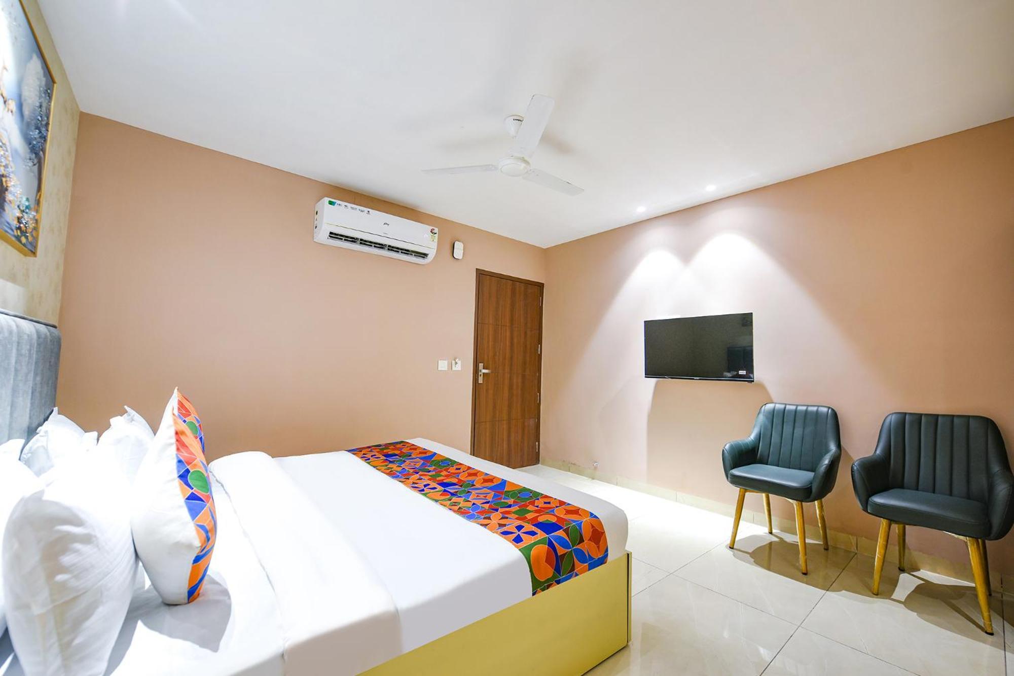 לודהיאנה Fabhotel Supreme Suites מראה חיצוני תמונה