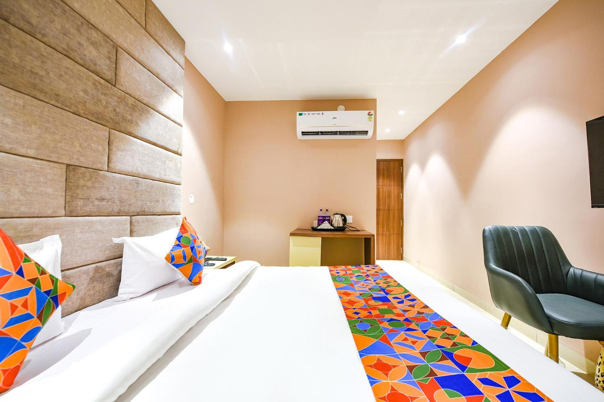 לודהיאנה Fabhotel Supreme Suites מראה חיצוני תמונה