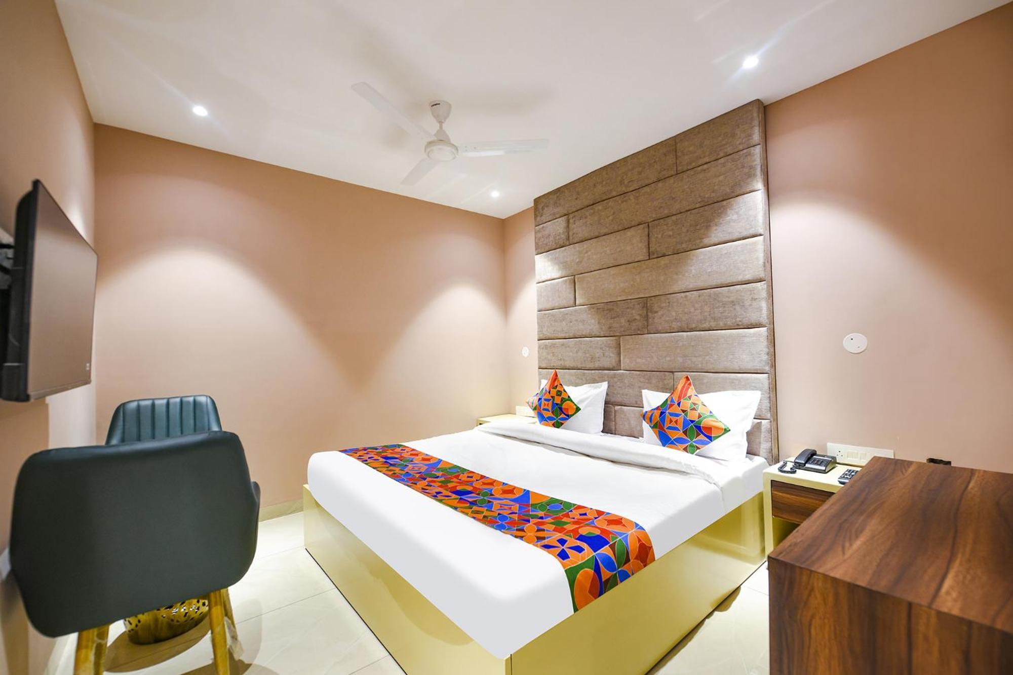 לודהיאנה Fabhotel Supreme Suites מראה חיצוני תמונה